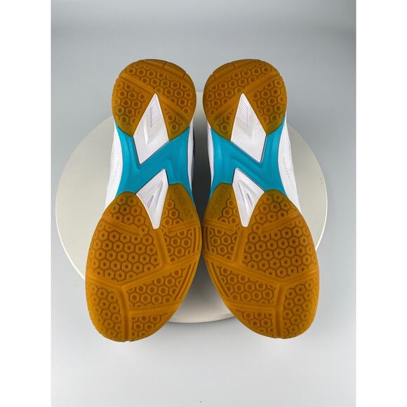 Athletic_Shoes